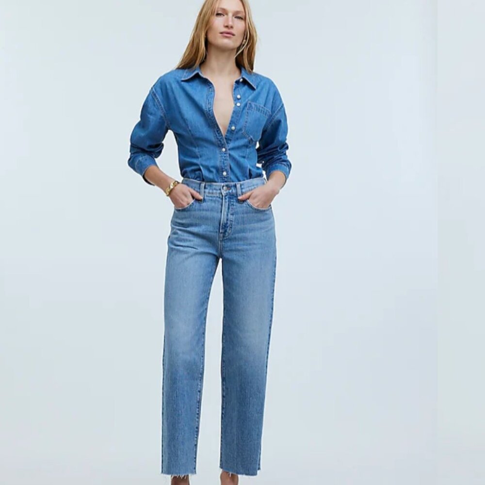 The Perfect Vintage Wide-Leg Crop Jean W24